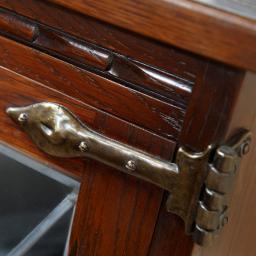 OC2440-Old-Charm-tv-Cabinet-Detail-3.jpg