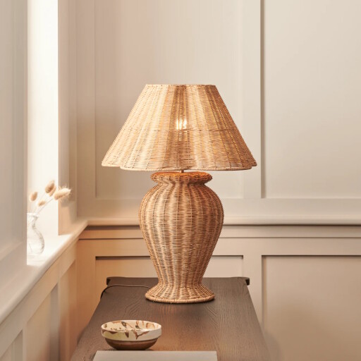 neptune-lamps-medium-athena-18-scalloped-rattan-athena-table-lamp.jpg