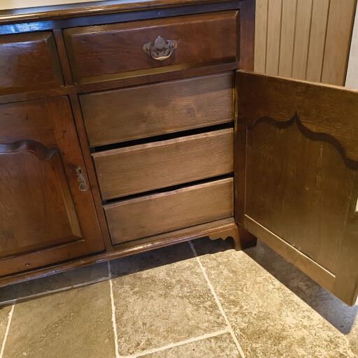 Solid-oak-sideboard9.jpg