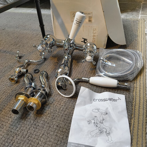 8Crosswater-belgravia-bath-shower-mixer-tap-chrome-BL422DC-7.jpg