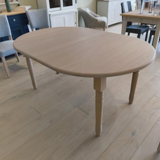 Sheldrake Extendable Dining Table seasoned oak - Neptune Sale - Ex-Display Clearance
