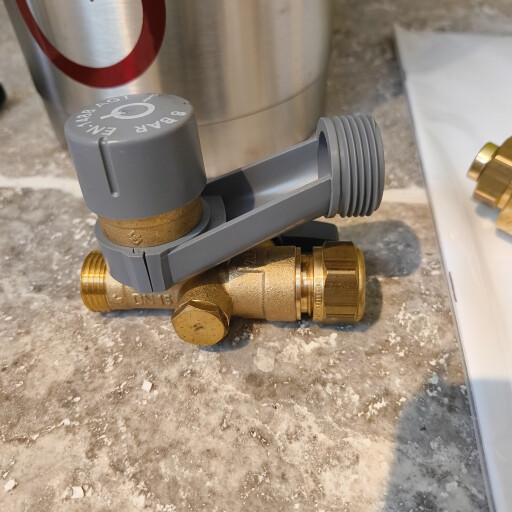 quooker-3ltr-tank.4.jpg