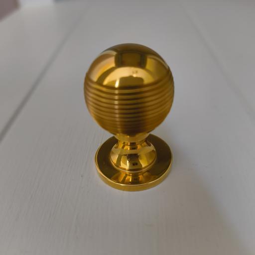 Neptune 7 Barlow Beehive Brass Knobs - Neptune Sale - Ex-Warehouse Clearance